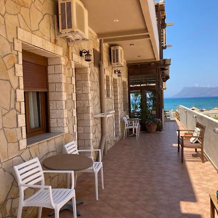 Molos Beach Rooms Kíssamos Eksteriør billede